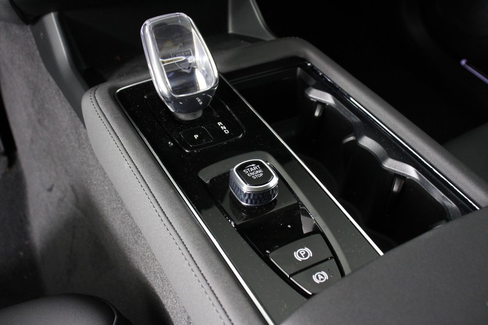 New 2026 Volvo XC90 B6 Plus AWD/4WD image 7