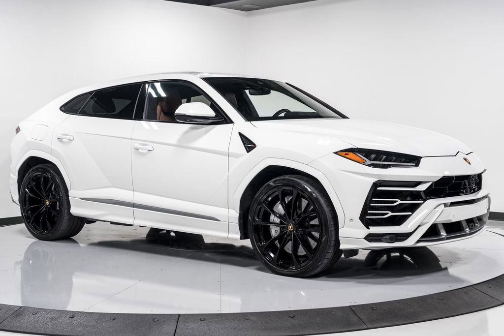 Used 2022 Lamborghini Urus image 44