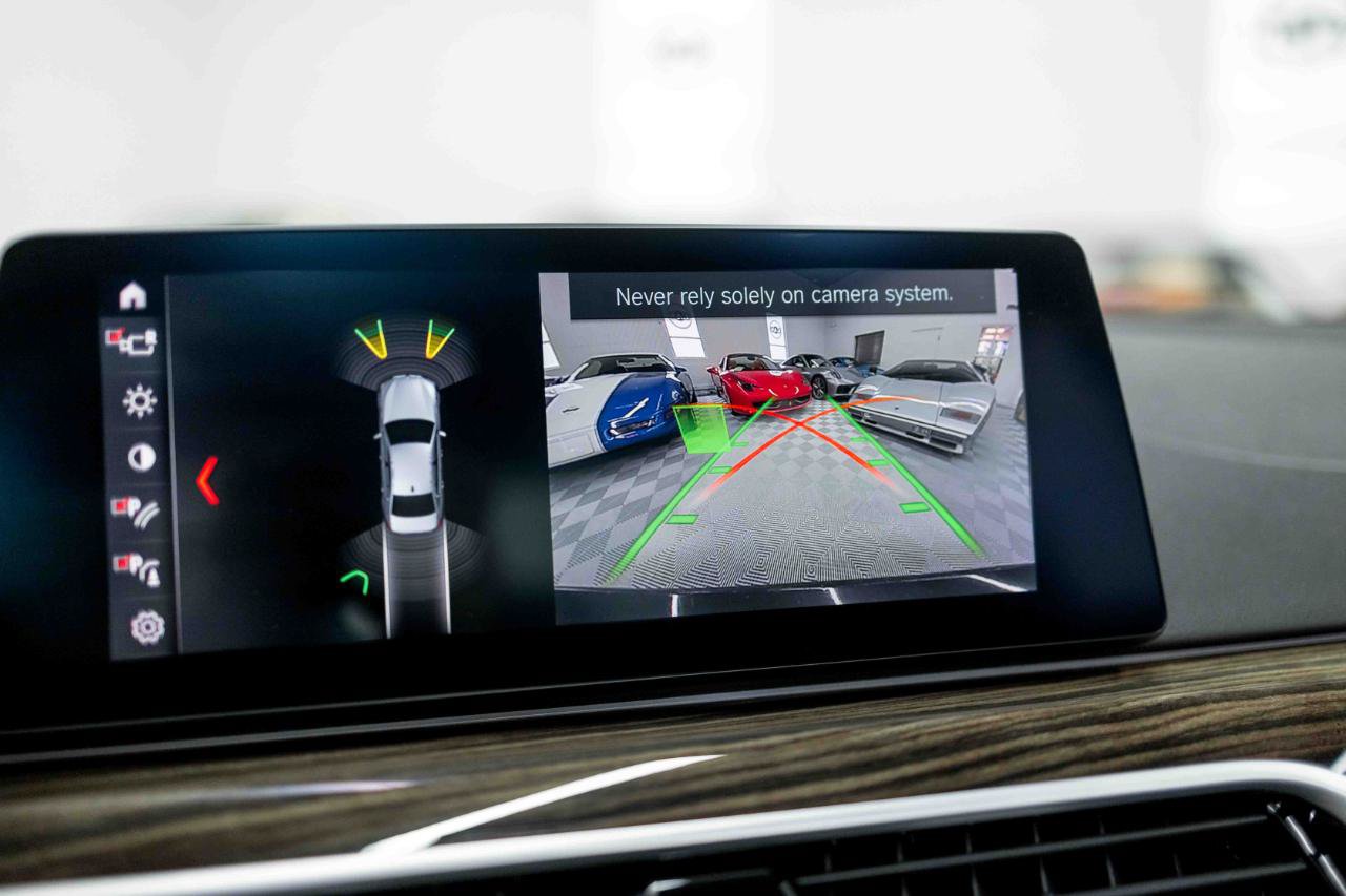 Used 2019 BMW 540i w/ M Sport Package RWD image 78