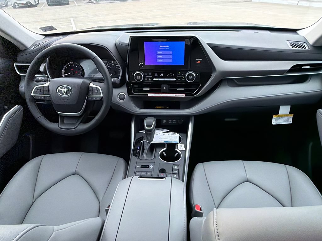 New 2026 Toyota Highlander XLE AWD/4WD image 15