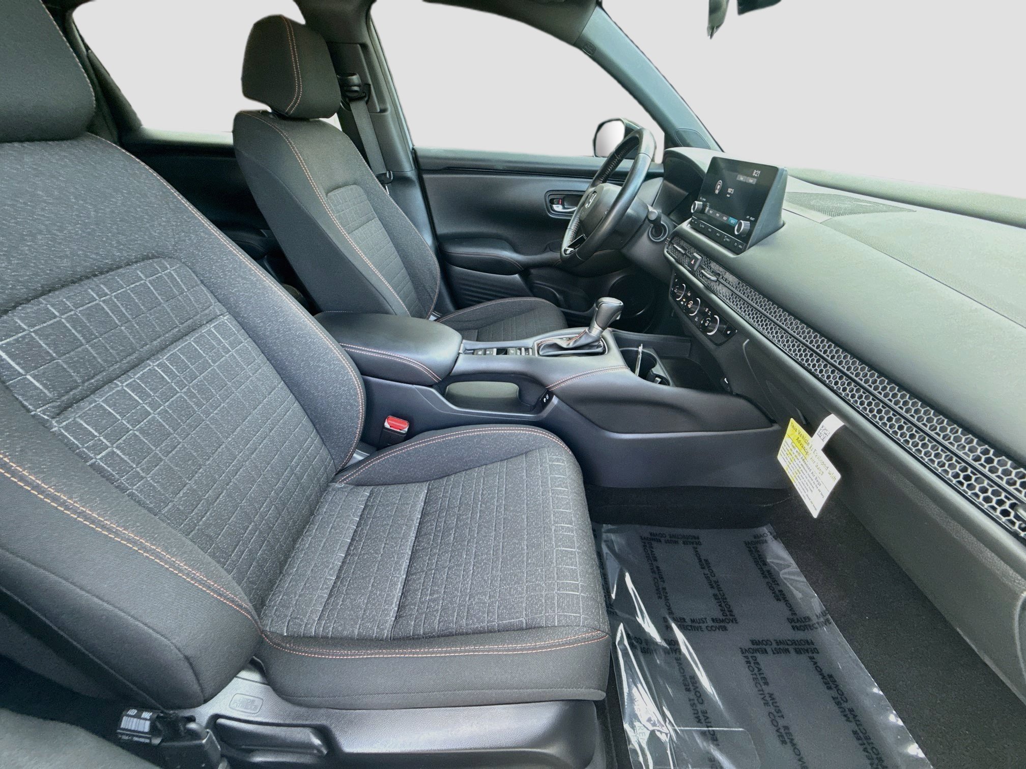 Certified 2025 Honda HR-V Sport image 30