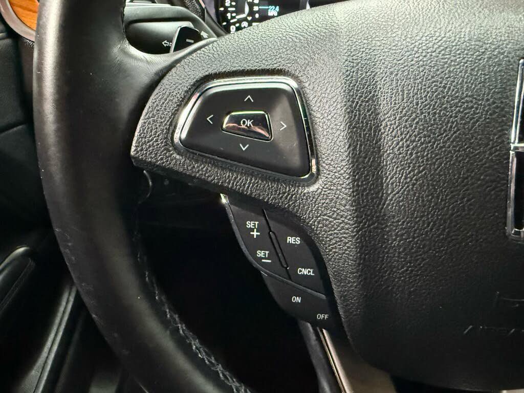 Used 2018 Lincoln MKC Select w/ Select Plus Package FWD image 15