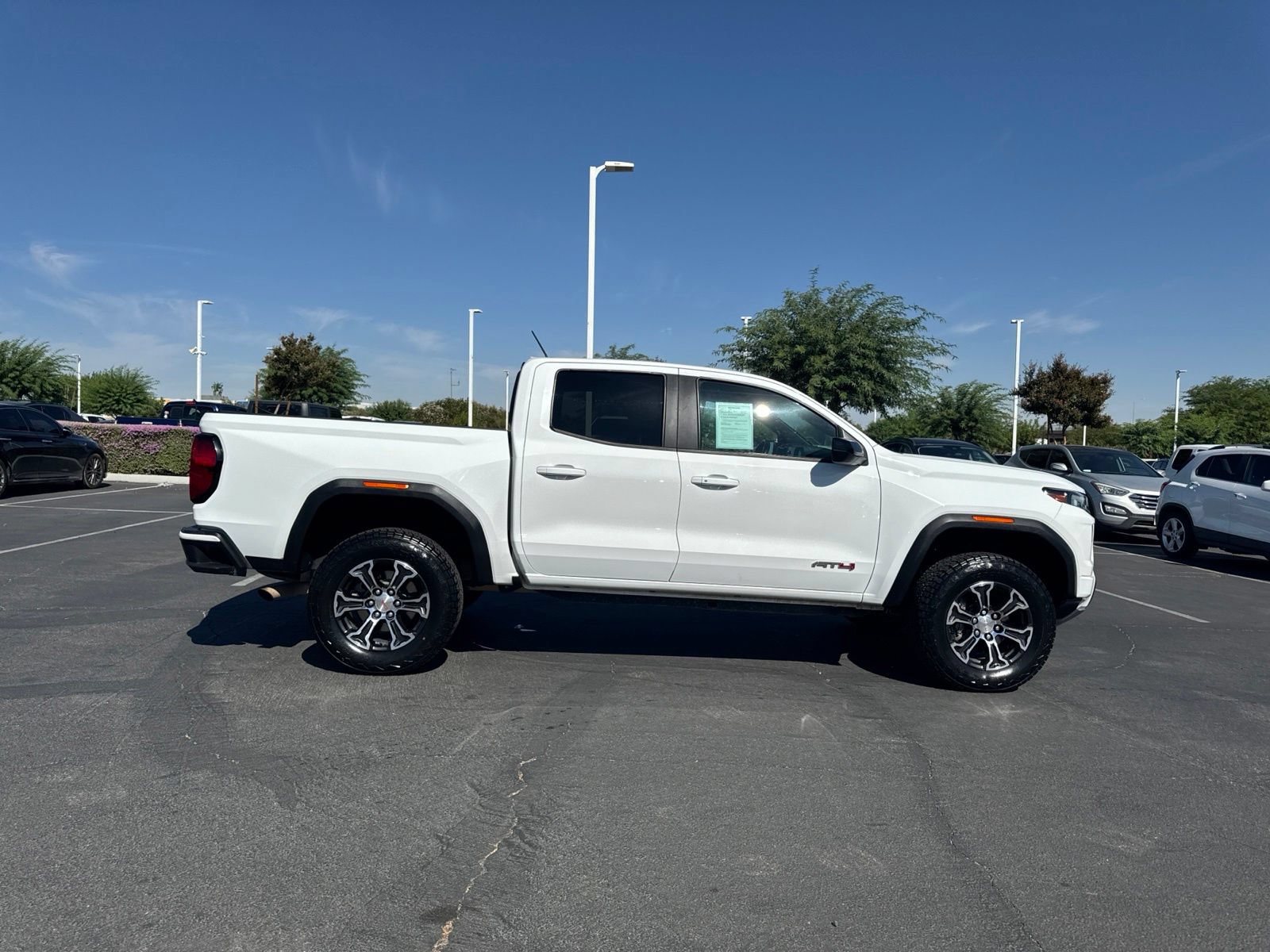 Used 2023 GMC Canyon AT4 AWD/4WD image 5