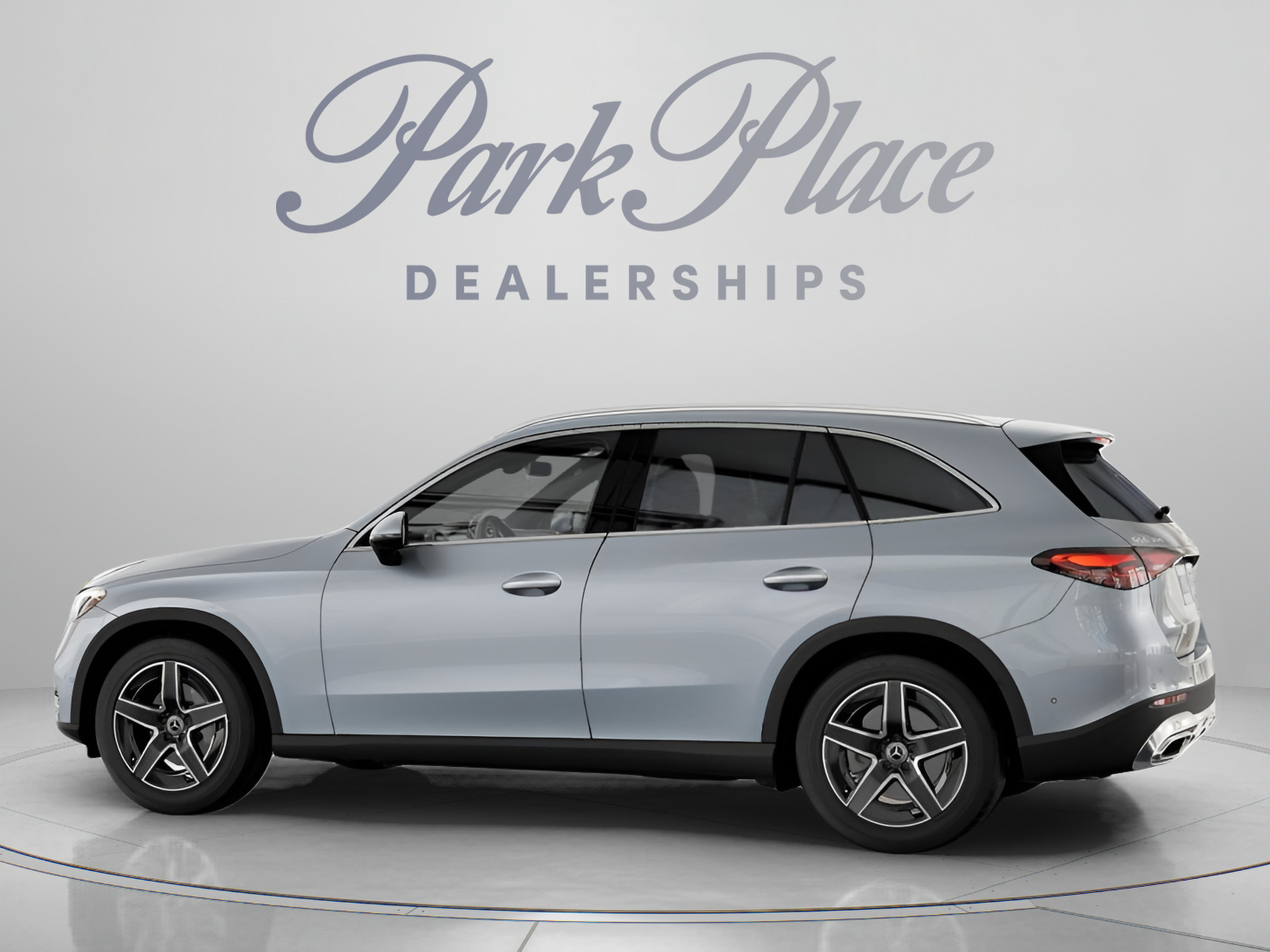 Used 2026 Mercedes-Benz GLC 300 image 9
