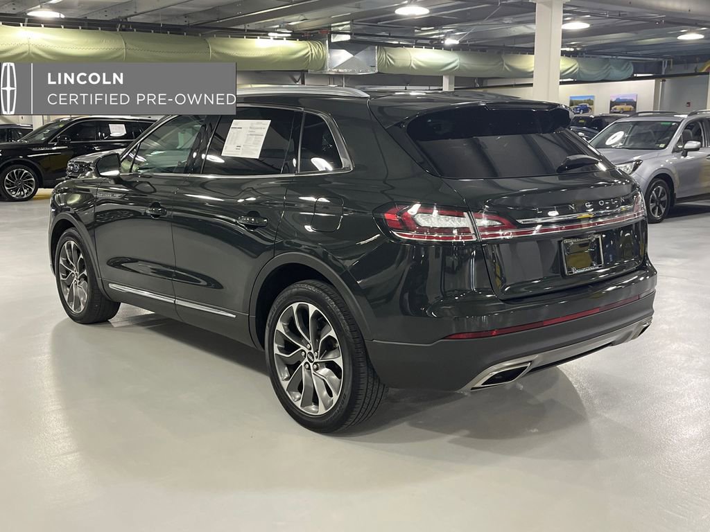 Used 2022 Lincoln Nautilus Reserve AWD/4WD image 4