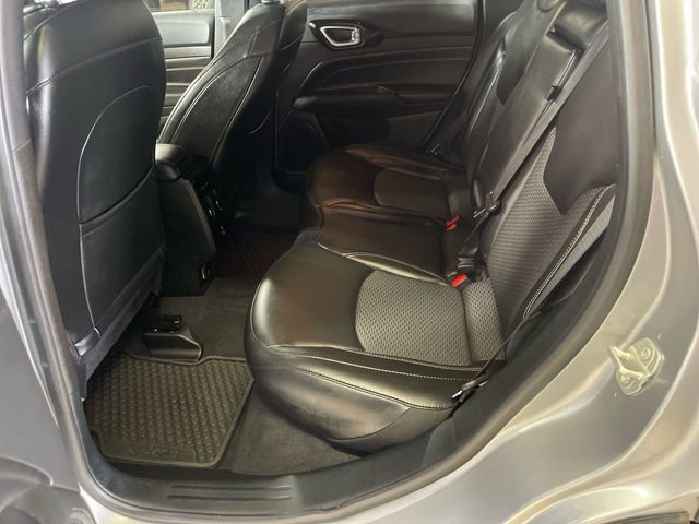 Used 2023 Jeep Compass Latitude AWD/4WD image 21