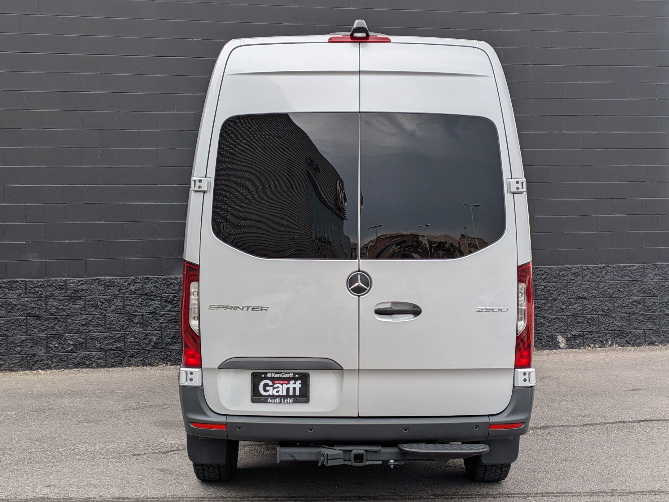Used 2024 Mercedes-Benz Sprinter 2500 image 7