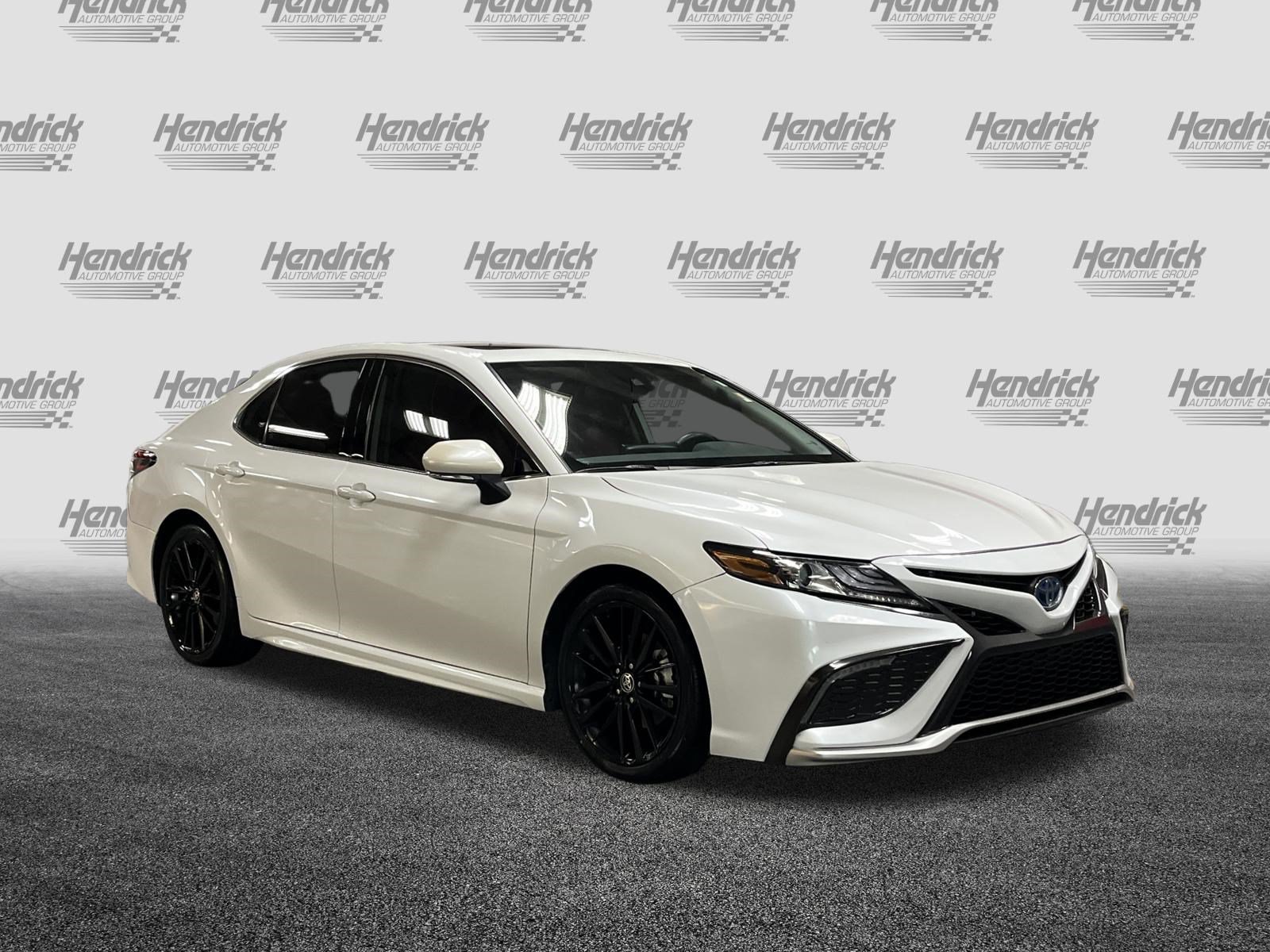 Used 2022 Toyota Camry XSE FWD image 2