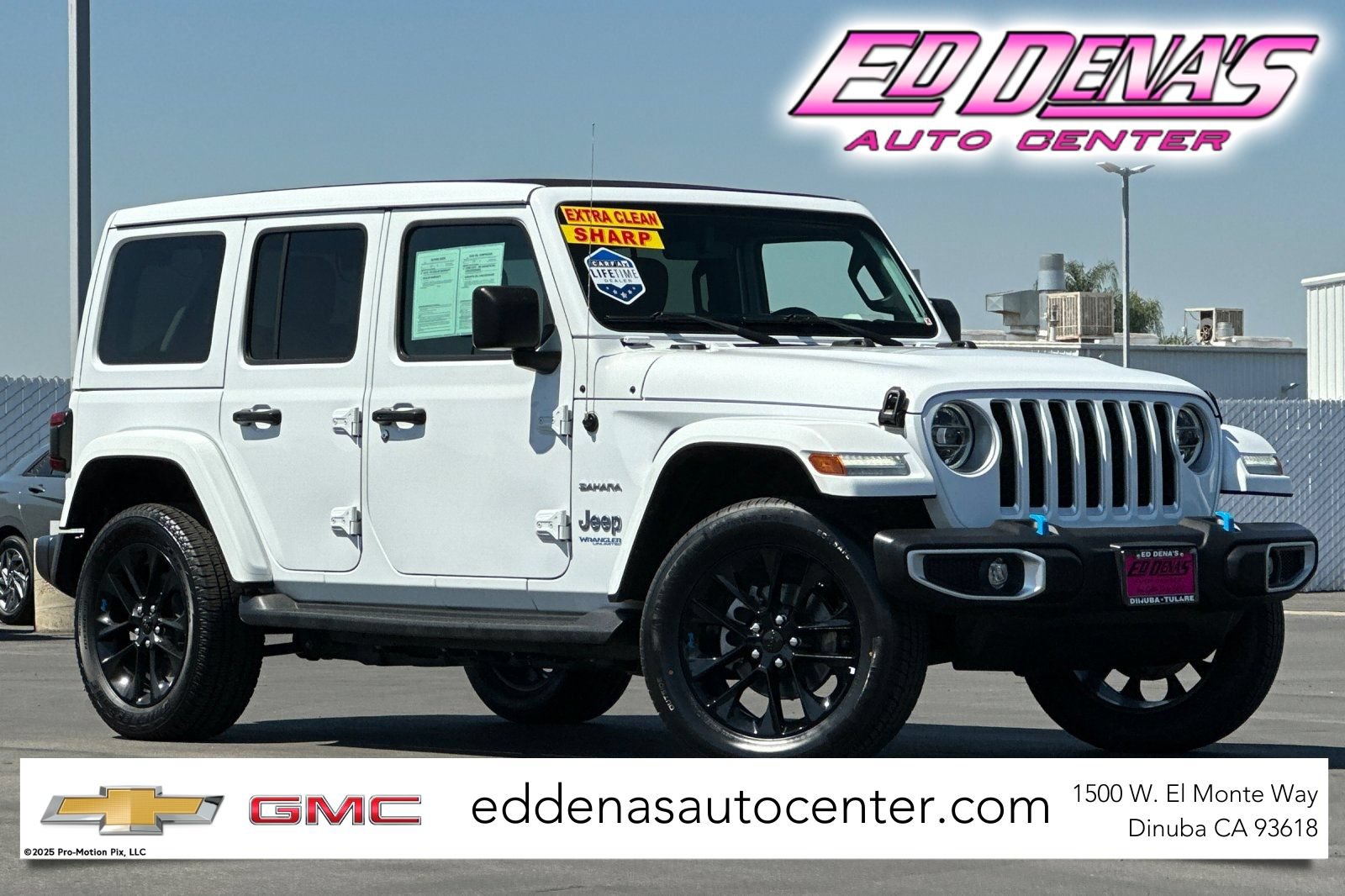 Used 2022 Jeep Wrangler Unlimited Sahara AWD/4WD image 1