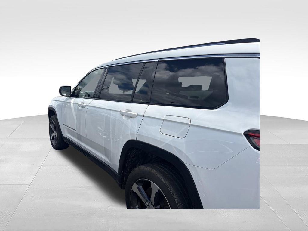 Certified 2023 Jeep Grand Cherokee L Limited AWD/4WD image 8