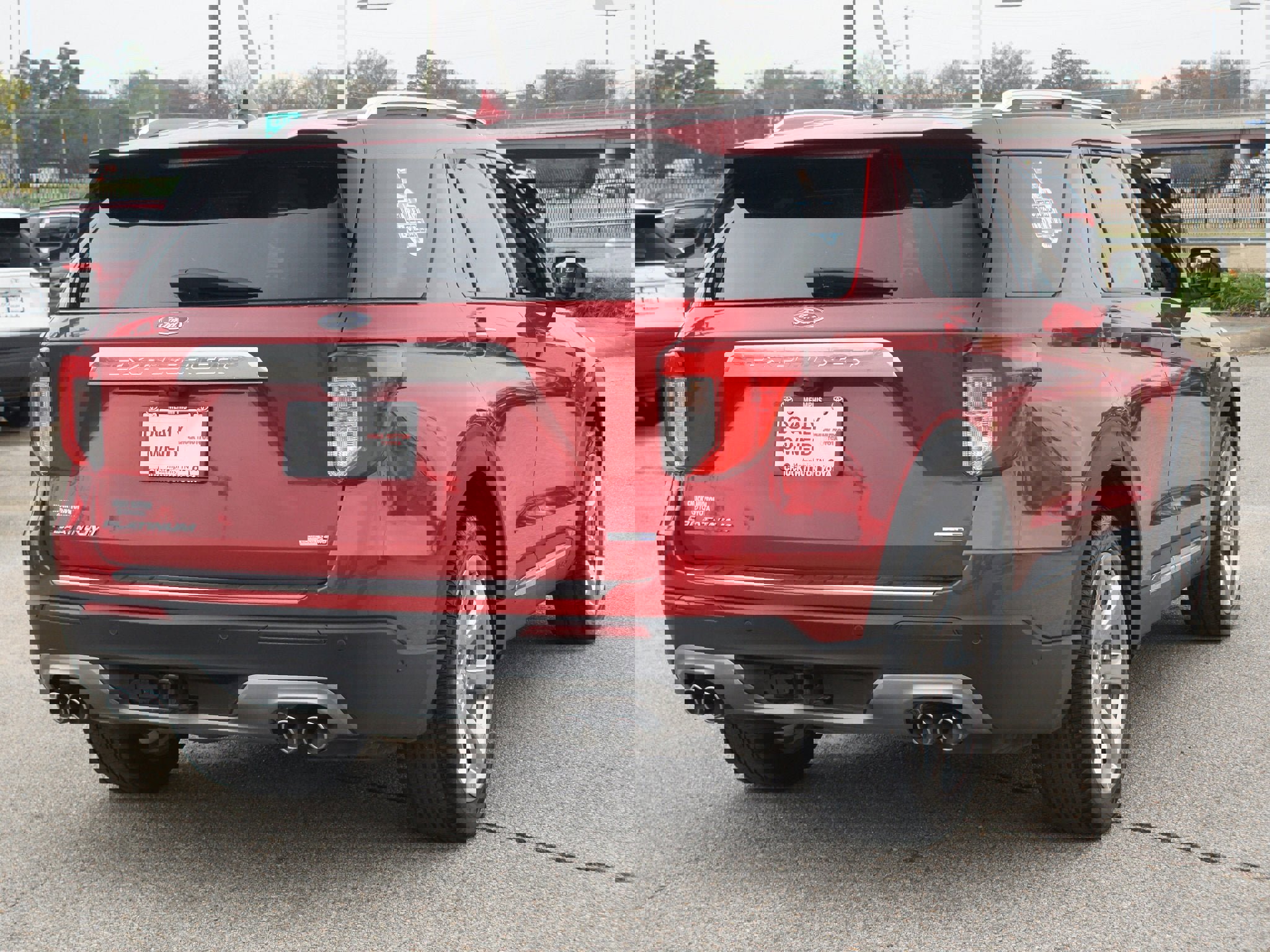 Used 2020 Ford Explorer Platinum w/ Premium Technology Package image 21