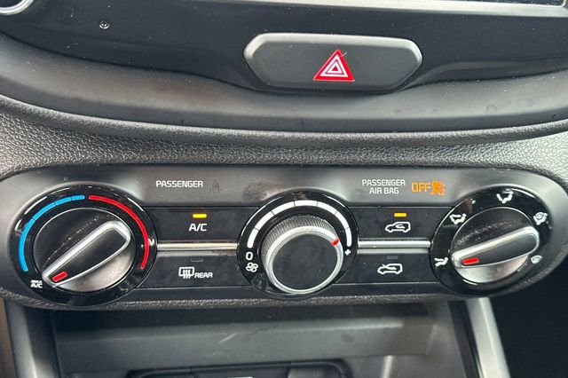 Used 2023 Kia Soul LX w/ LX Technology Package image 22