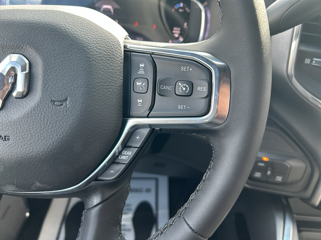 New 2026 RAM 2500 Laramie AWD/4WD image 21
