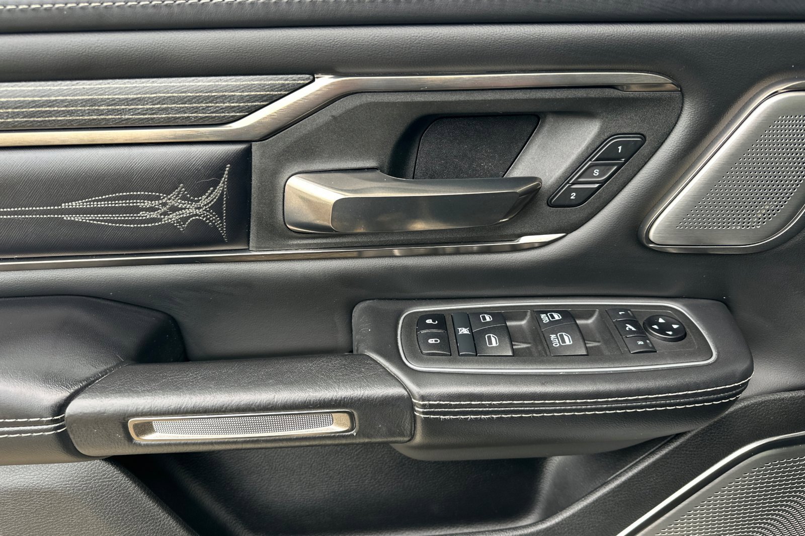 Used 2021 RAM 1500 Limited image 13