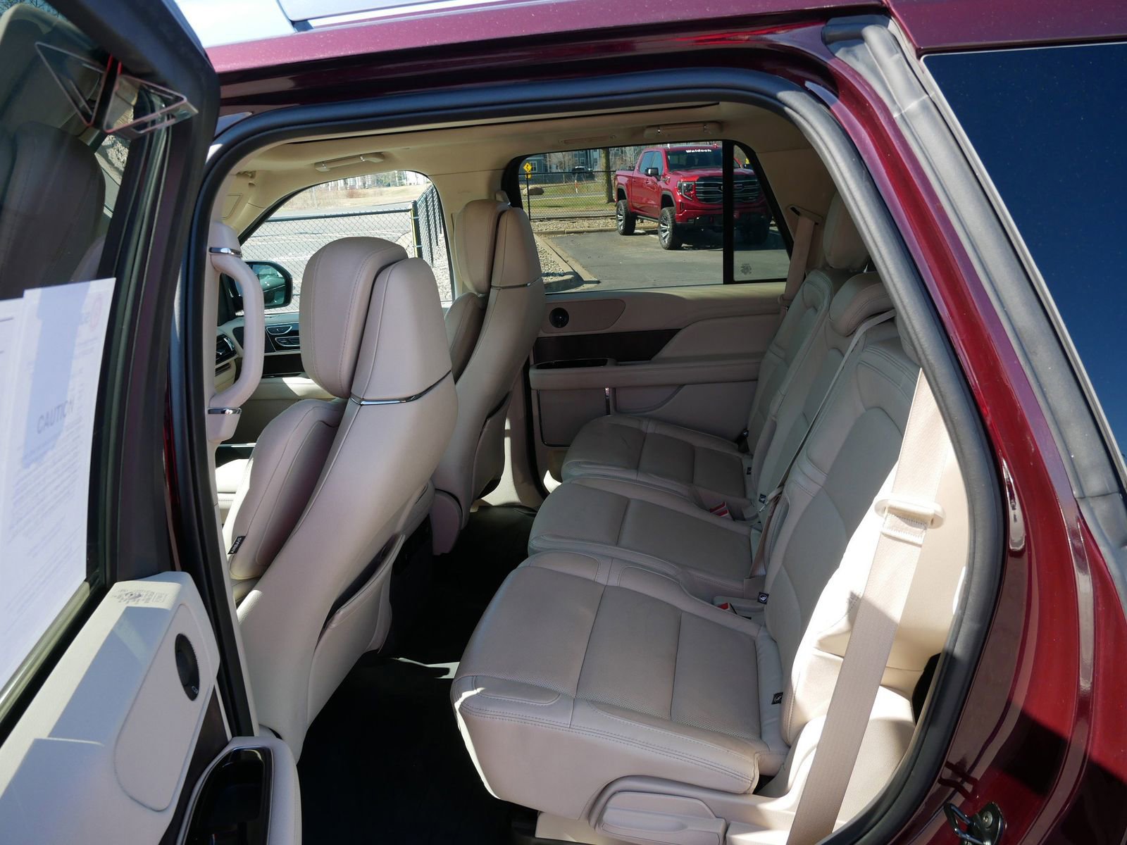 Used 2021 Lincoln Navigator Reserve AWD/4WD image 10