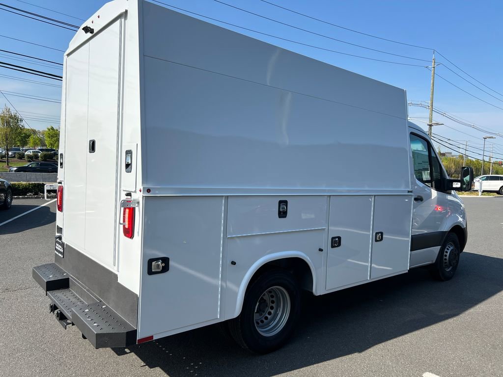 New 2025 Mercedes-Benz Sprinter 4500 image 4