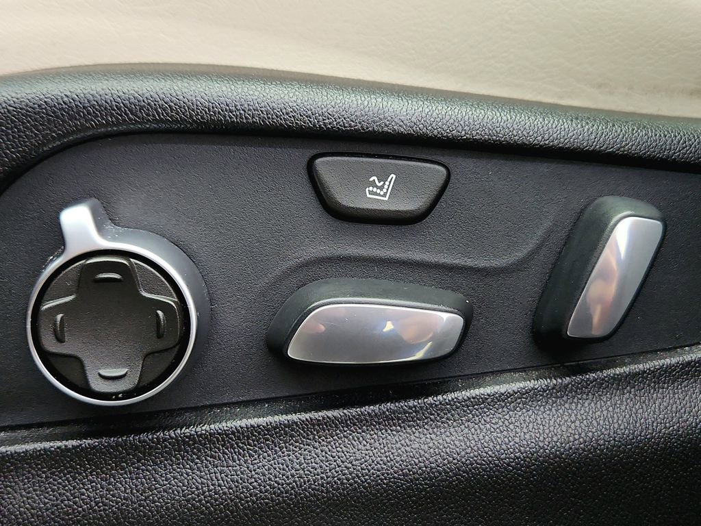 Used 2019 Cadillac XT4 Sport image 27