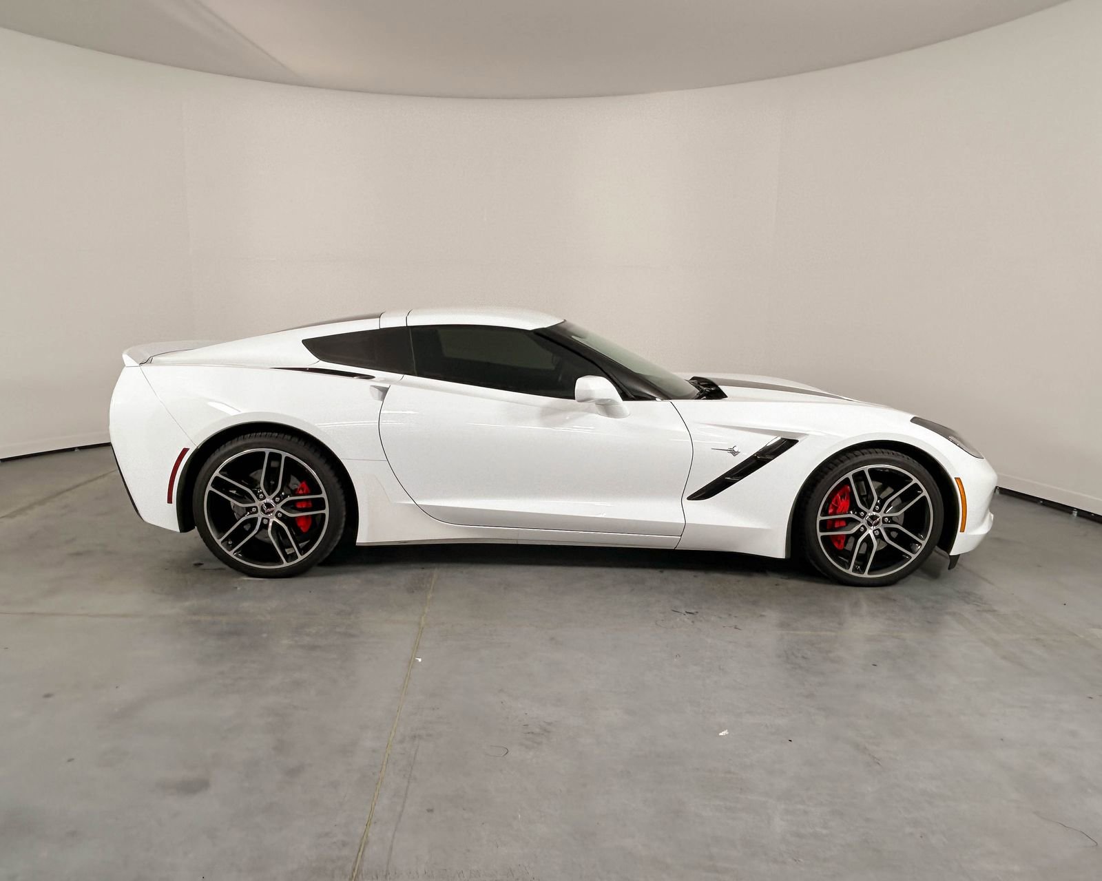 Used 2016 Chevrolet Corvette Stingray Coupe image 4