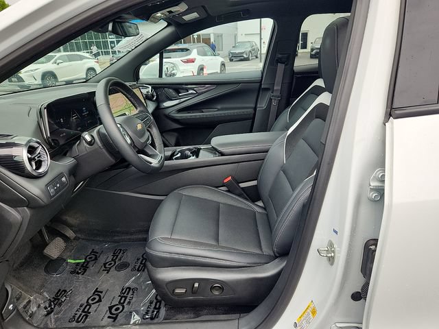 Used 2024 Chevrolet Blazer EV LT AWD/4WD image 13