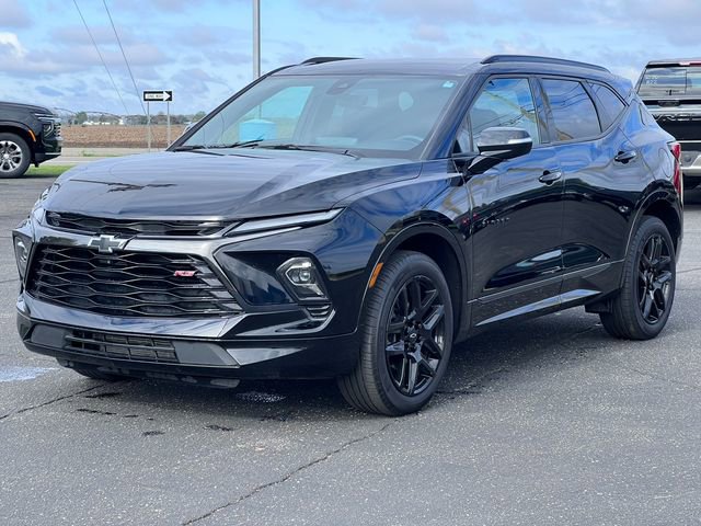 Used 2024 Chevrolet Blazer RS w/ Driver Confidence II Package AWD/4WD image 40