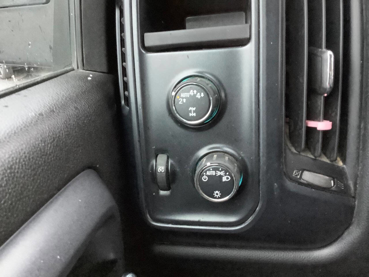 Used 2017 Chevrolet Silverado 1500 W/T w/ Trailering Package image 38