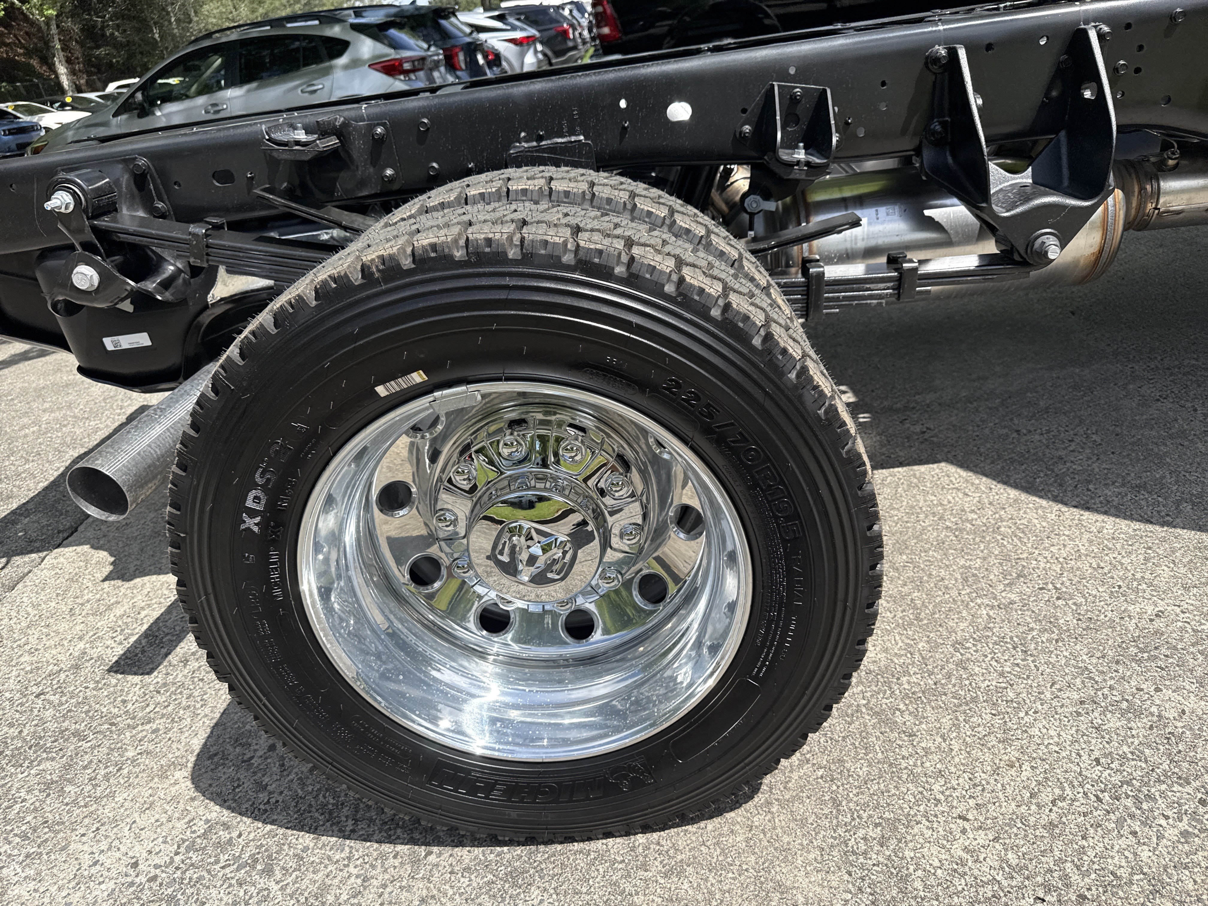New 2026 RAM 5500 4x4 Crew Cab w/ Laramie Trim Package image 17