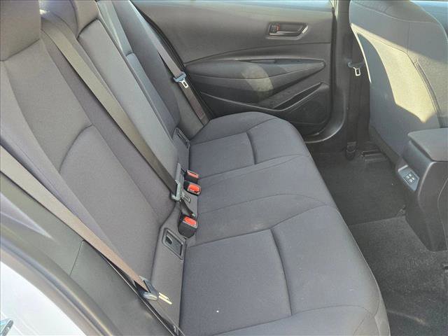 Used 2025 Toyota Corolla LE image 19