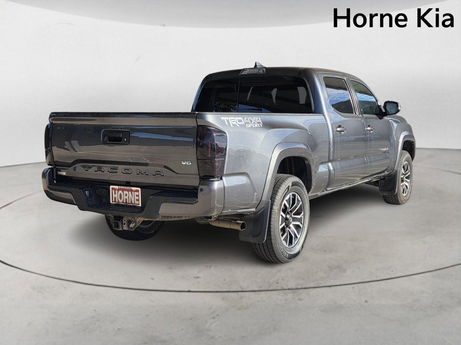 Used 2023 Toyota Tacoma TRD Sport image 4