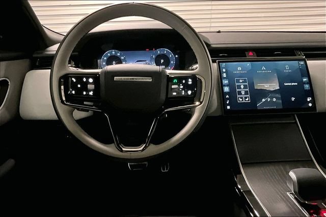 Certified 2026 Land Rover Range Rover Velar Dynamic SE AWD/4WD image 4
