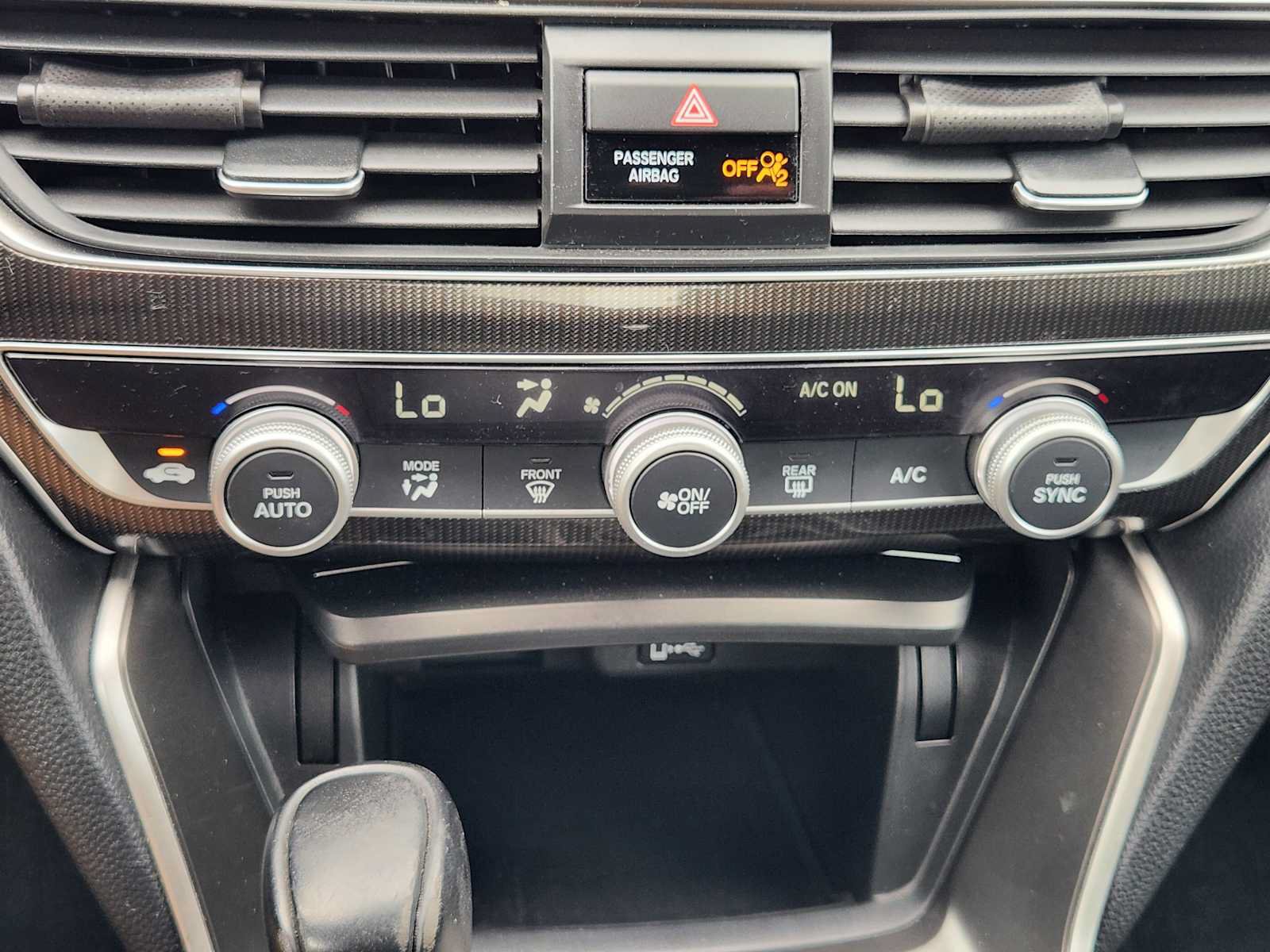Used 2018 Honda Accord Sport image 17