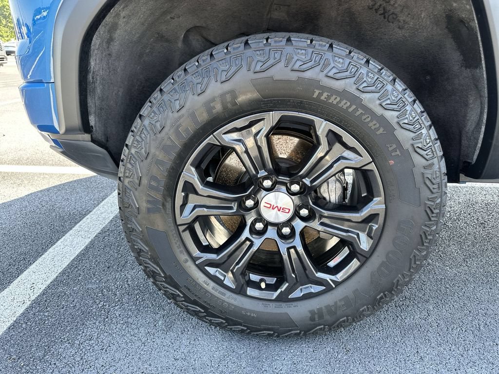 Used 2024 GMC Canyon Elevation RWD image 16