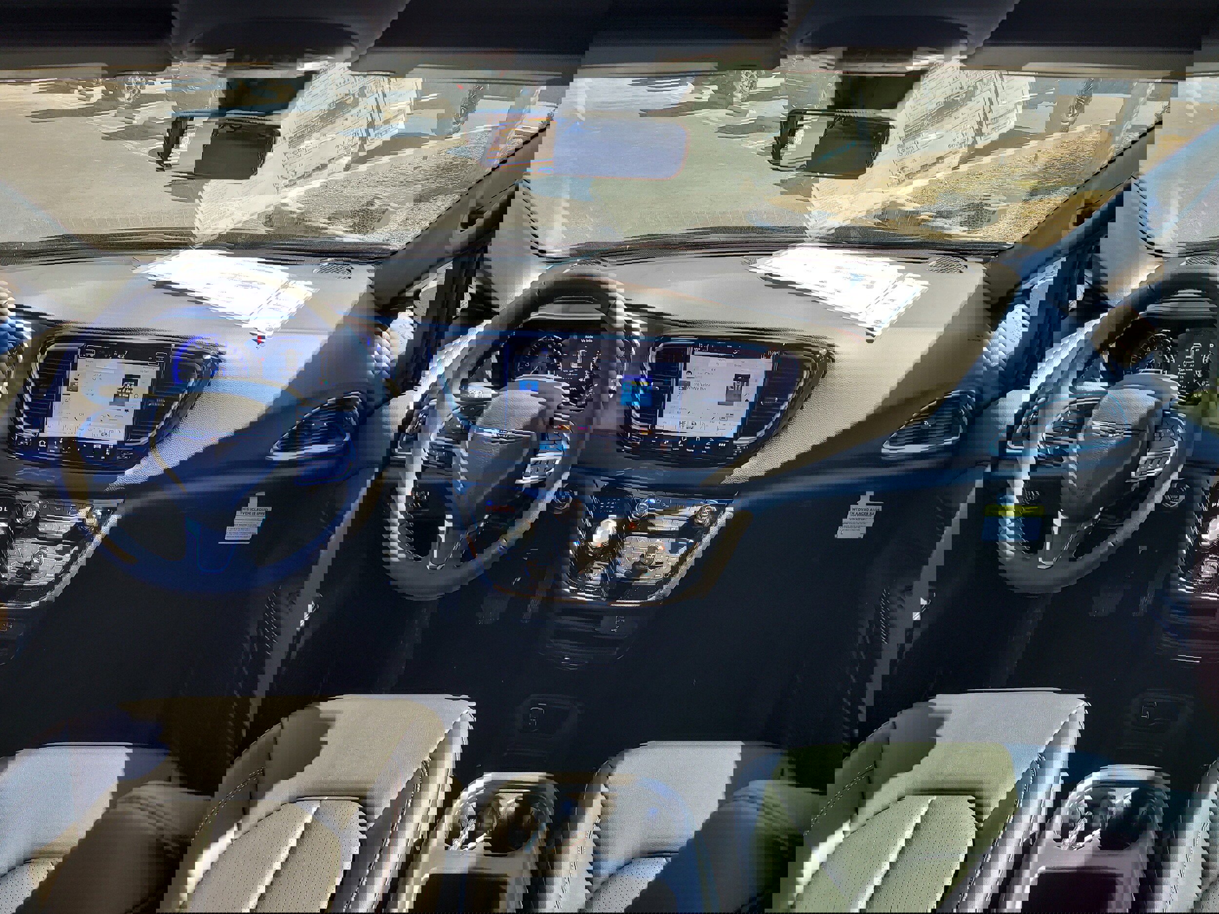 New 2026 Chrysler Voyager LX image 13