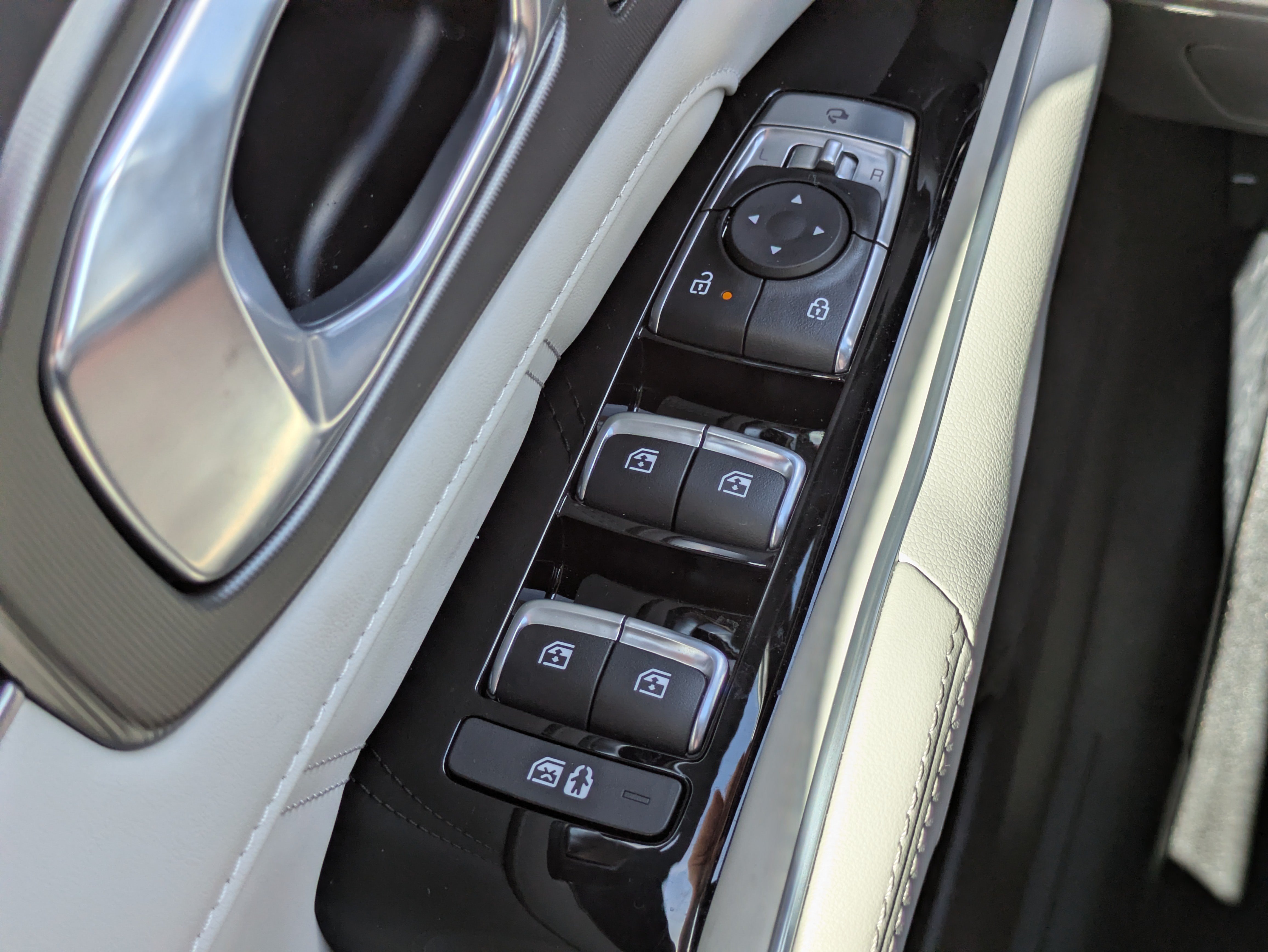 Certified 2025 Kia Sorento SX Prestige AWD/4WD image 24