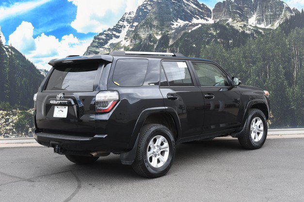 Certified 2024 Toyota 4Runner SR5 Premium w/ Moonroof Package AWD/4WD image 3