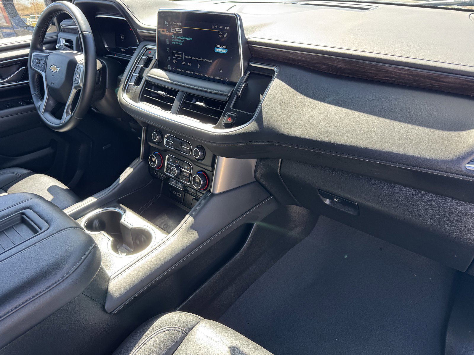 Used 2024 Chevrolet Tahoe LT image 7