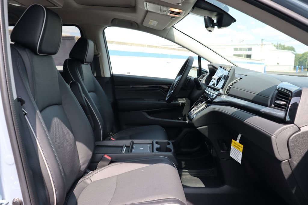 Certified 2026 Honda Odyssey Elite image 22