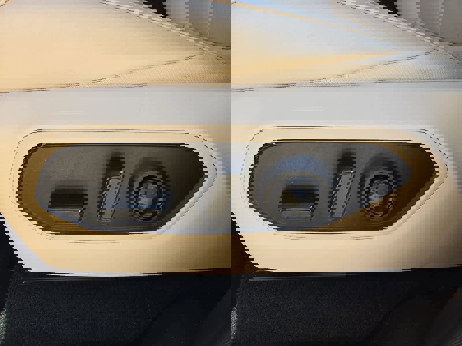 Used 2023 Jeep Grand Cherokee L Limited image 16