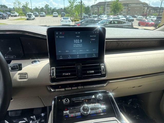 Used 2021 Lincoln Navigator Reserve w/ Luxury Package image 14