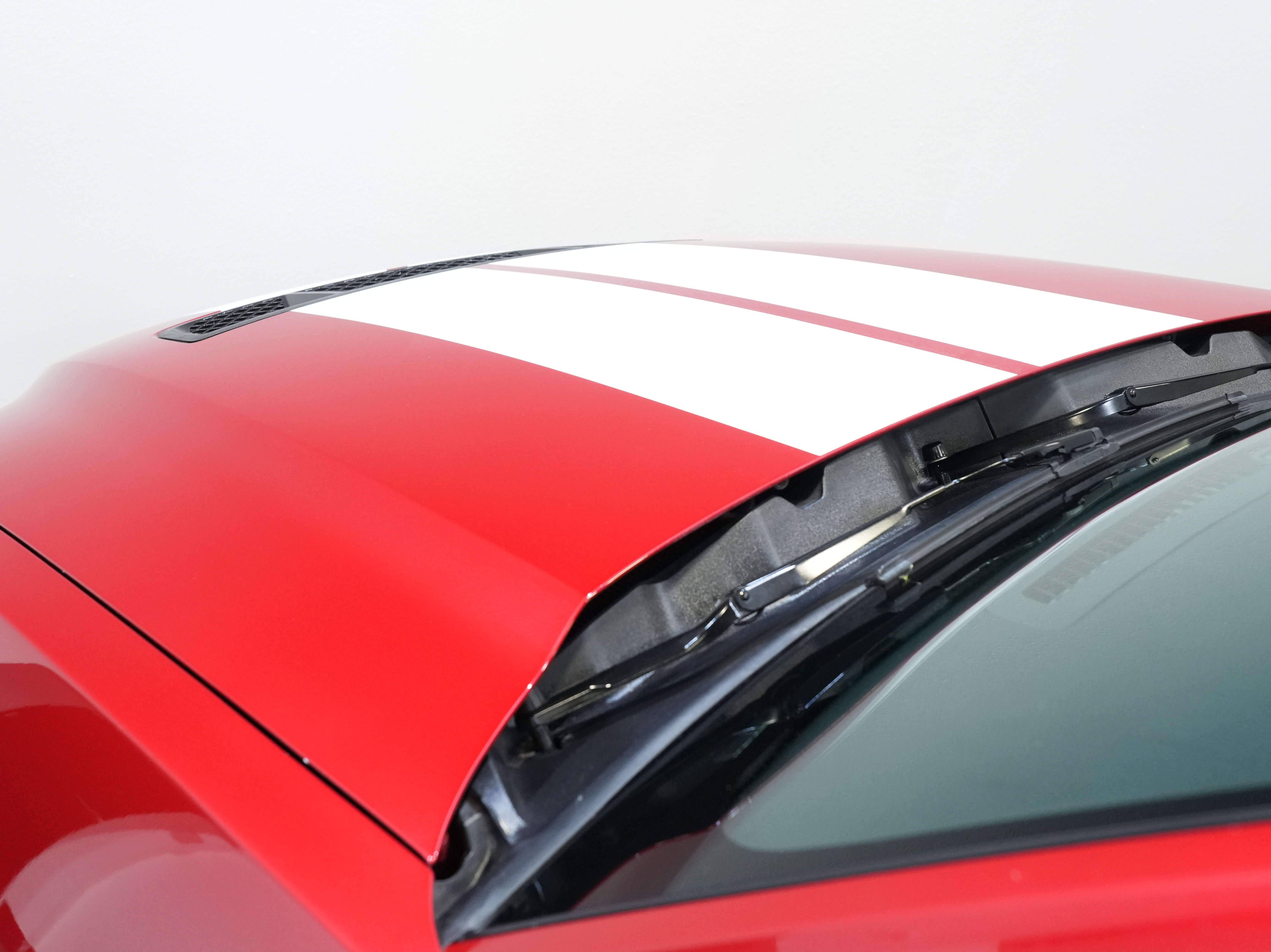 Used 2013 Ford Mustang Shelby GT500 w/ Electronics Pkg RWD image 21
