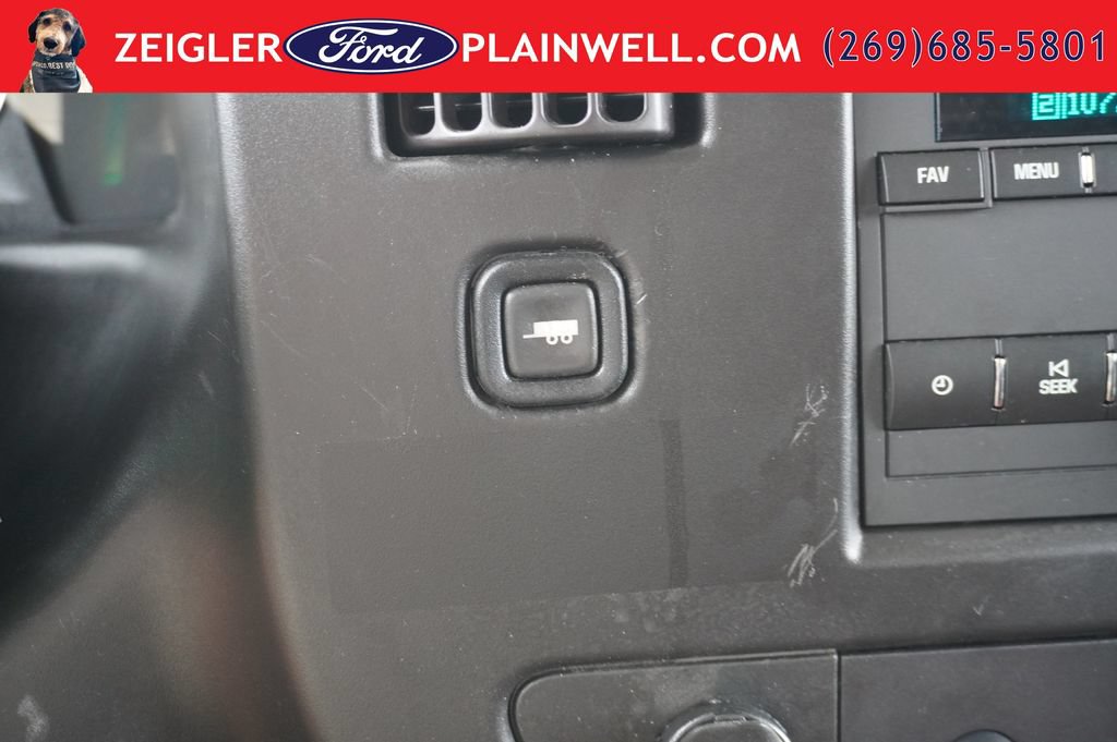 Used 2024 GMC Savana 2500 w/ Driver Convenience Package RWD image 18