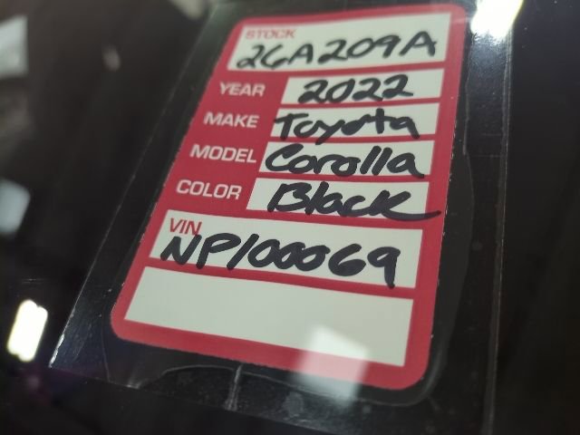 Used 2022 Toyota Corolla SE w/ Carpet Mat Package (TMS) image 24