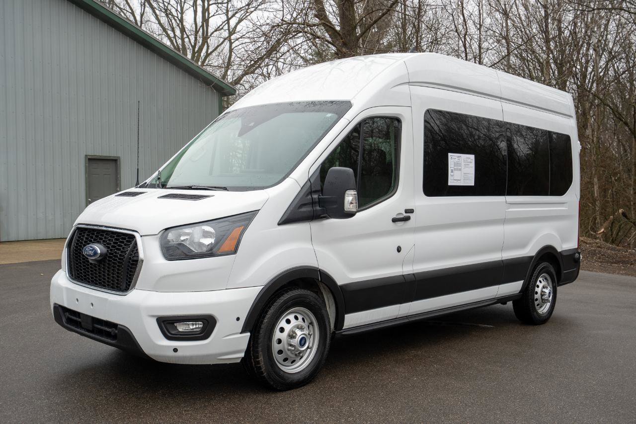 Used 2024 Ford Transit 350 XLT image 7