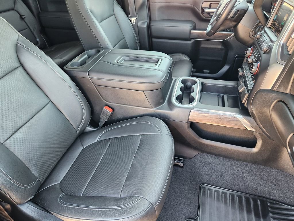 Used 2020 Chevrolet Silverado 3500 LTZ w/ LTZ Texas Edition image 14