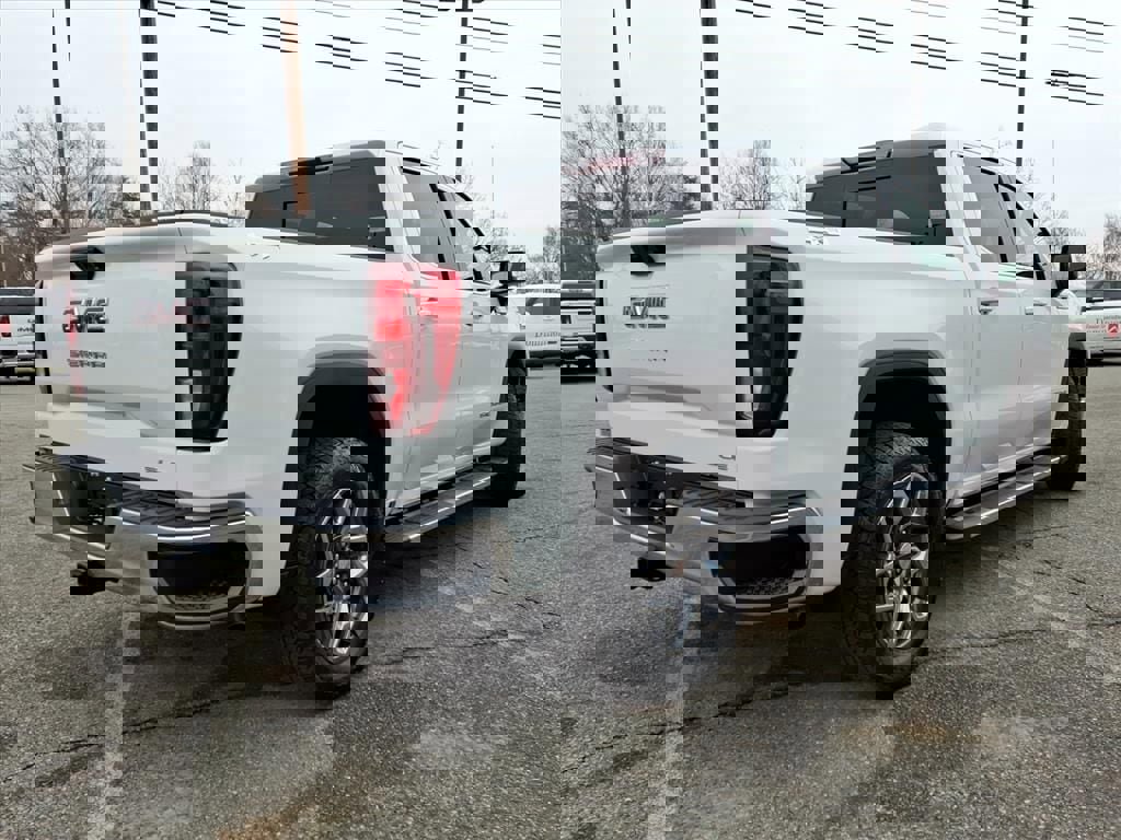 New 2026 GMC Sierra 1500 SLE w/ Preferred Package image 4