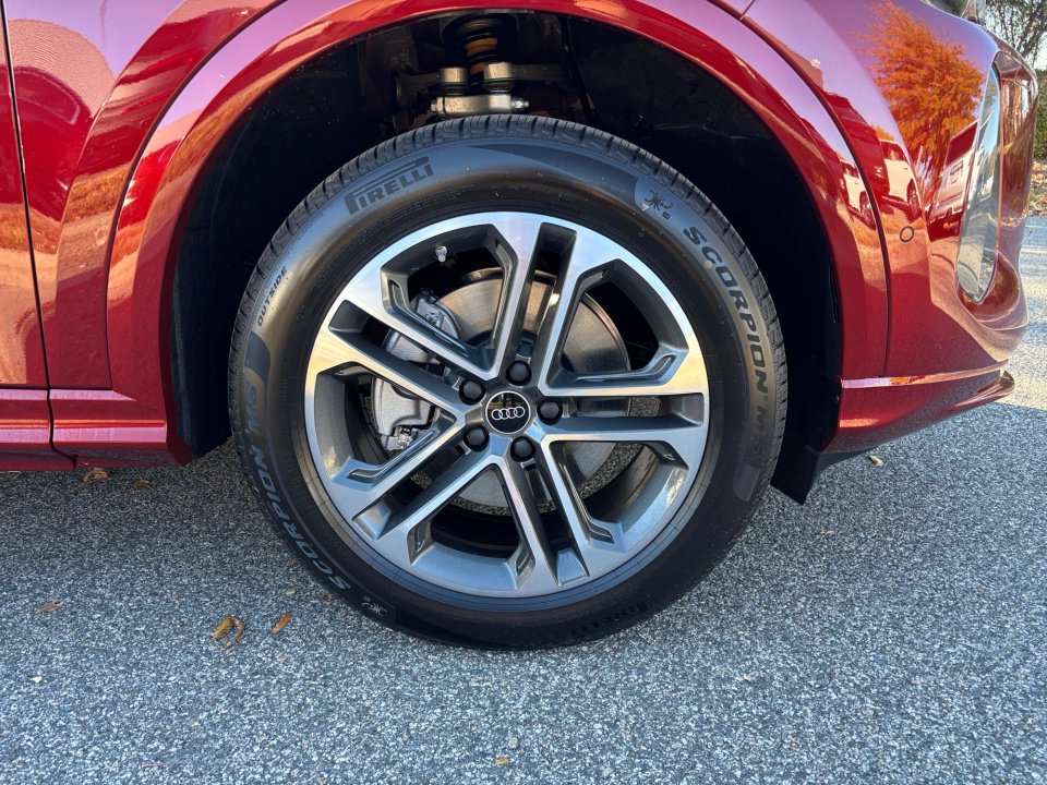 New 2025 Audi Q5 Premium Plus image 25