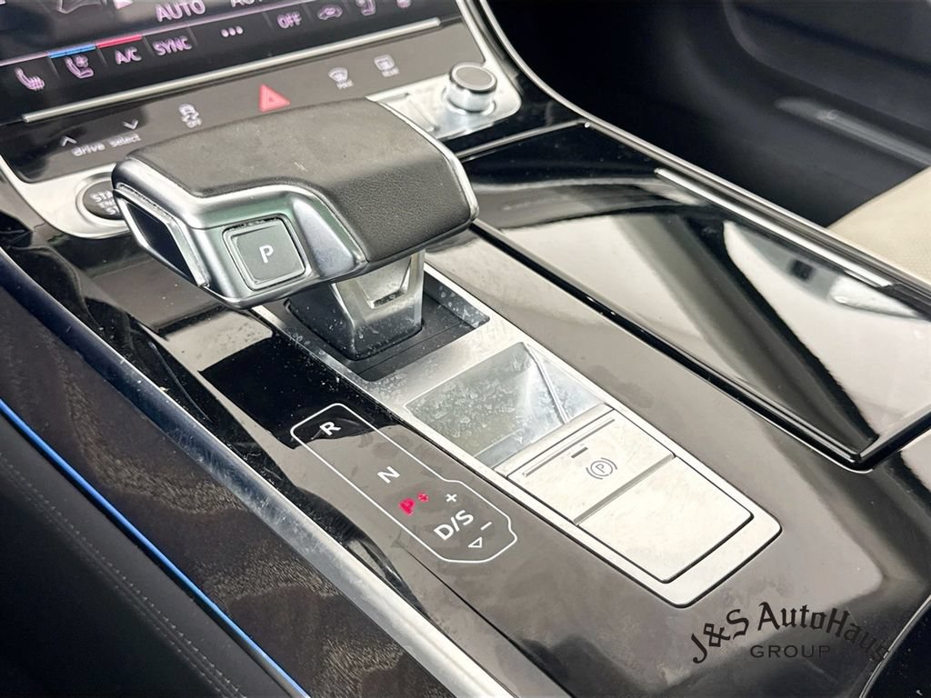 Used 2023 Audi A8 L 3.0T w/ Comfort Plus Package AWD/4WD image 22