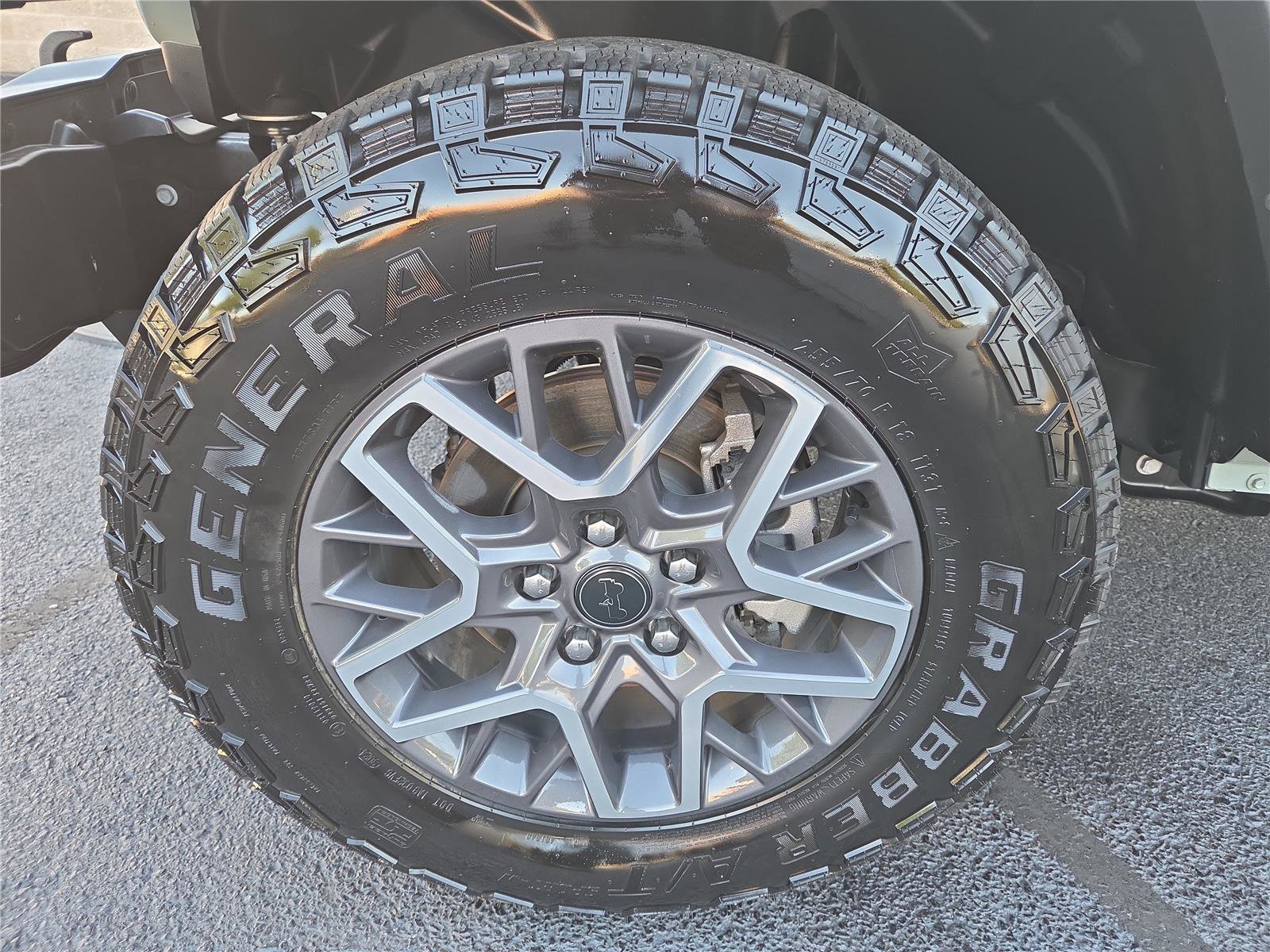 Used 2024 Jeep Wrangler Sahara w/ Technology Group image 10