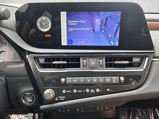 Used 2024 Lexus ES 250 w/ Premium Package image 12