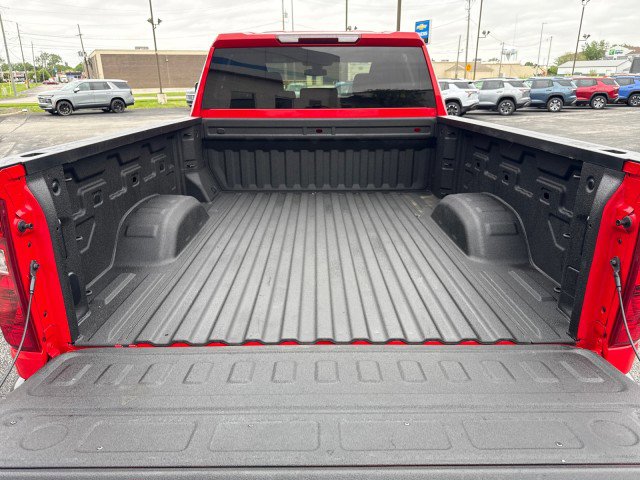 Used 2023 Chevrolet Silverado 2500 Custom w/ Custom Value Package AWD/4WD image 5