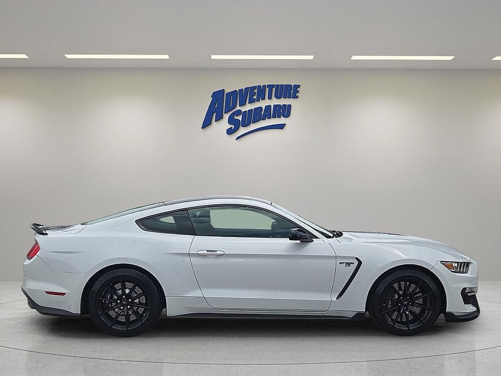 Used 2017 Ford Mustang Shelby GT350 RWD image 7